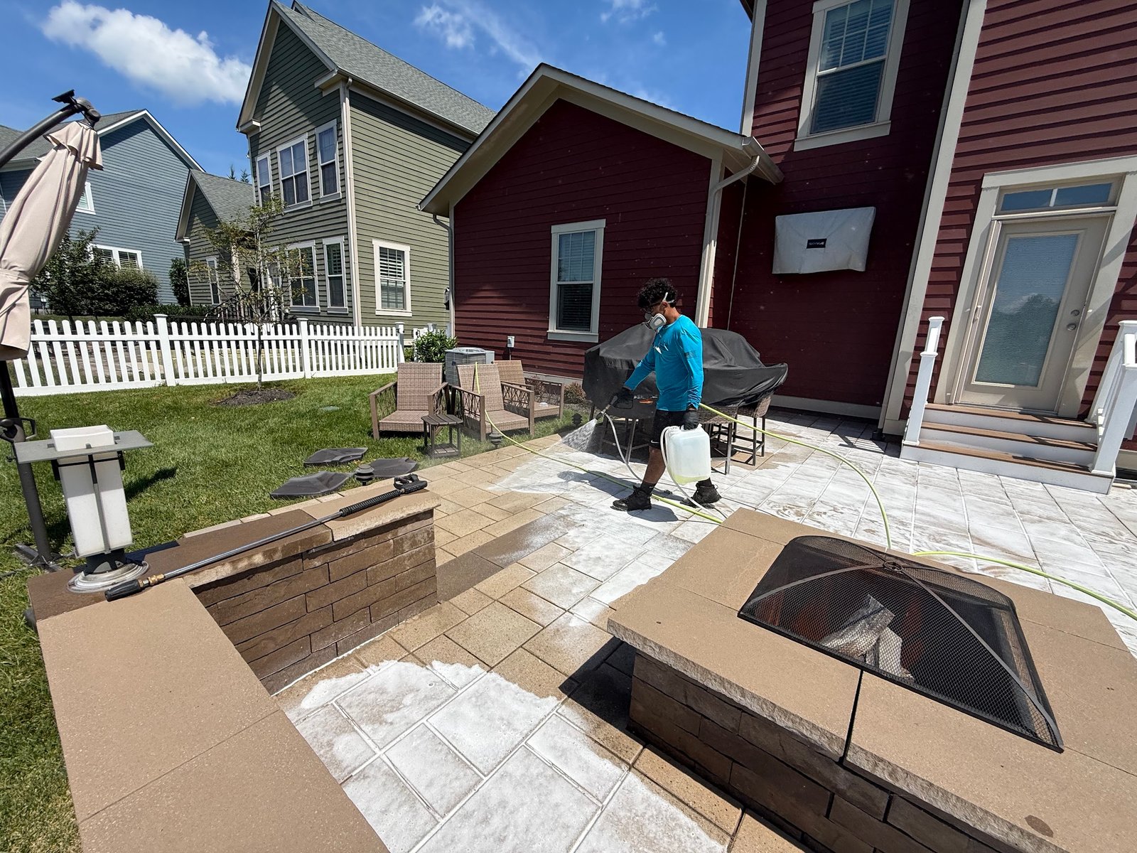 Applying post-treatment to concrete to keep it clean longer
